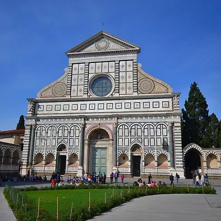 San Lorenzo 2* Florence