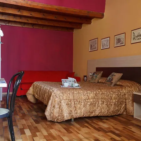 San Lorenzo Отель 2*